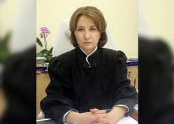 Совет судей опять проверяет диплом судьи Хахалевой