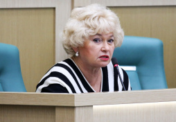 Нарусова: компенсации за неправосудные решения должны платить судьи