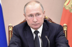 Путин призвал вернуть дела педофилов и чиновников в суды присяжных